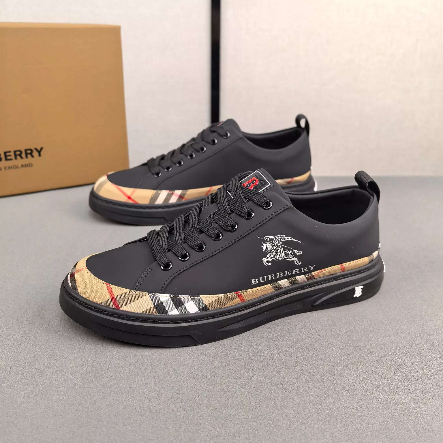 burberry decontractees chaussures pour homme s_12b4225